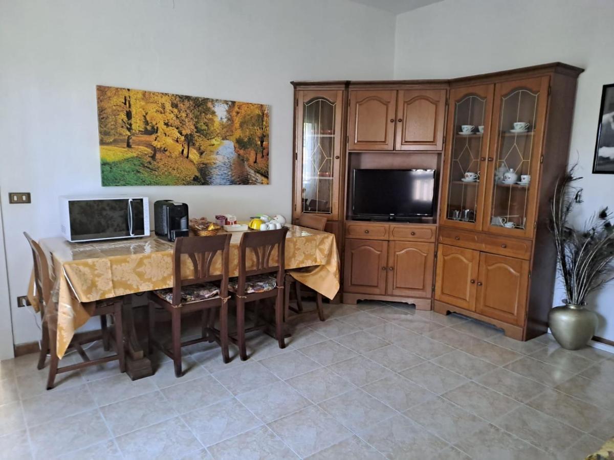Da Nonna Rosa Camera Nera Bed & Breakfast Budrio  Ngoại thất bức ảnh